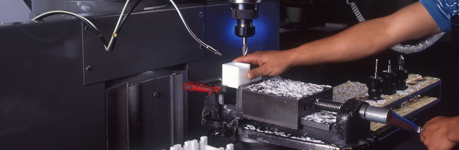 Injection Moulding Industry Race to Fully Utilize Latest Technologies  