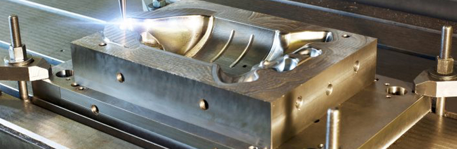 Injection Moulding Industry Race to Fully Utilize Latest Technologies  